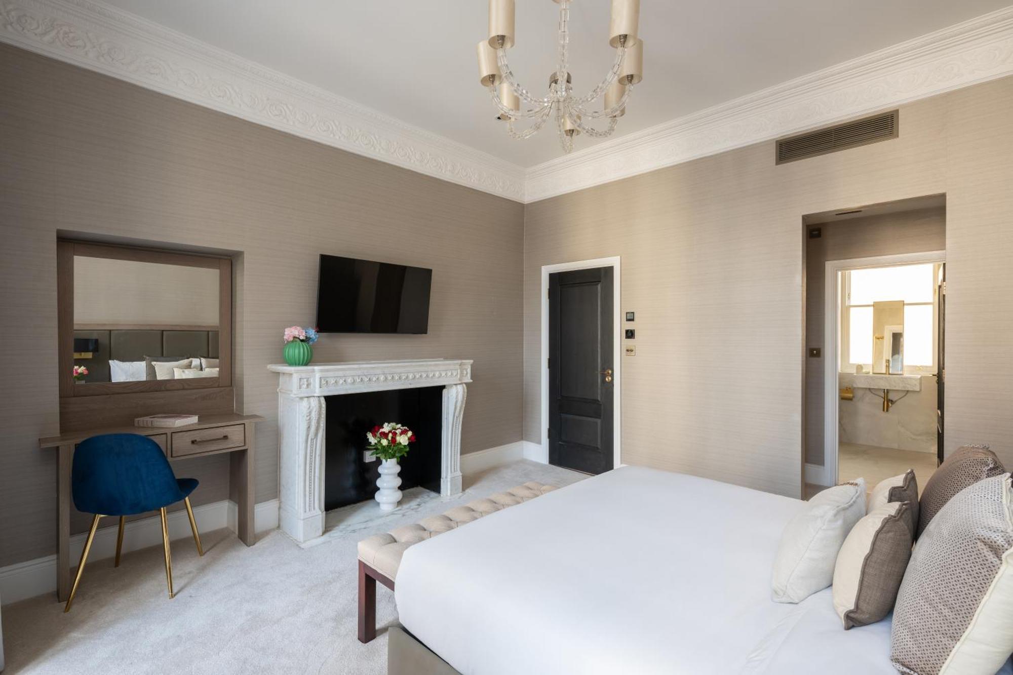 Charles Of Mayfair * London