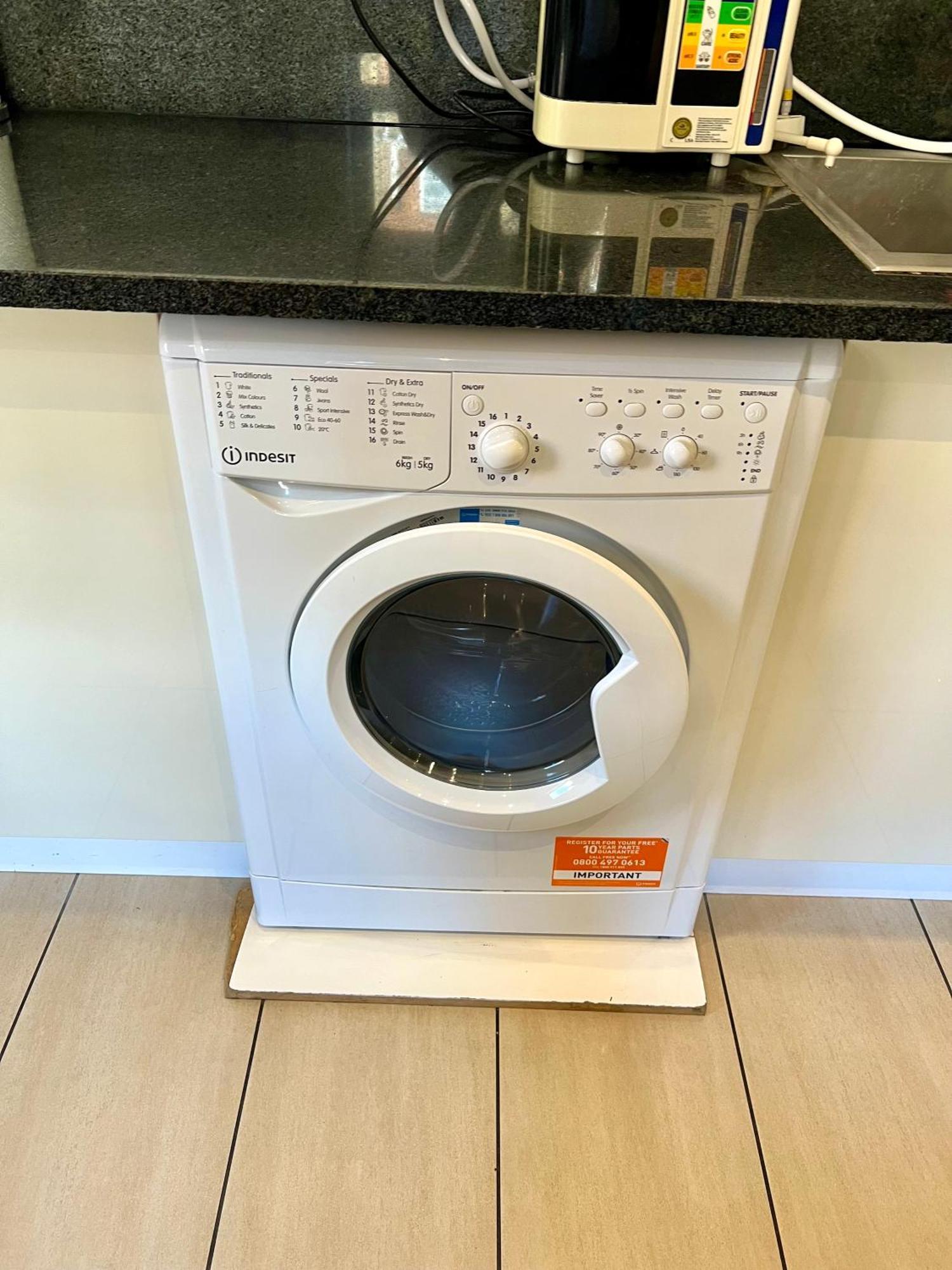 1 Bedroom Flat In London-camden Town Station *