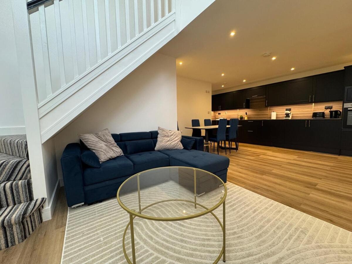 Luxury, Spacious In Fulham Apartment