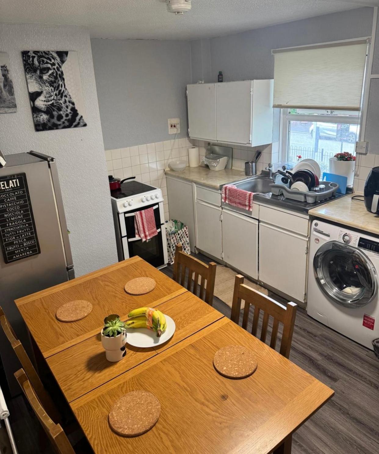 Homestay Bright & Cozy Double With Great Transport Links