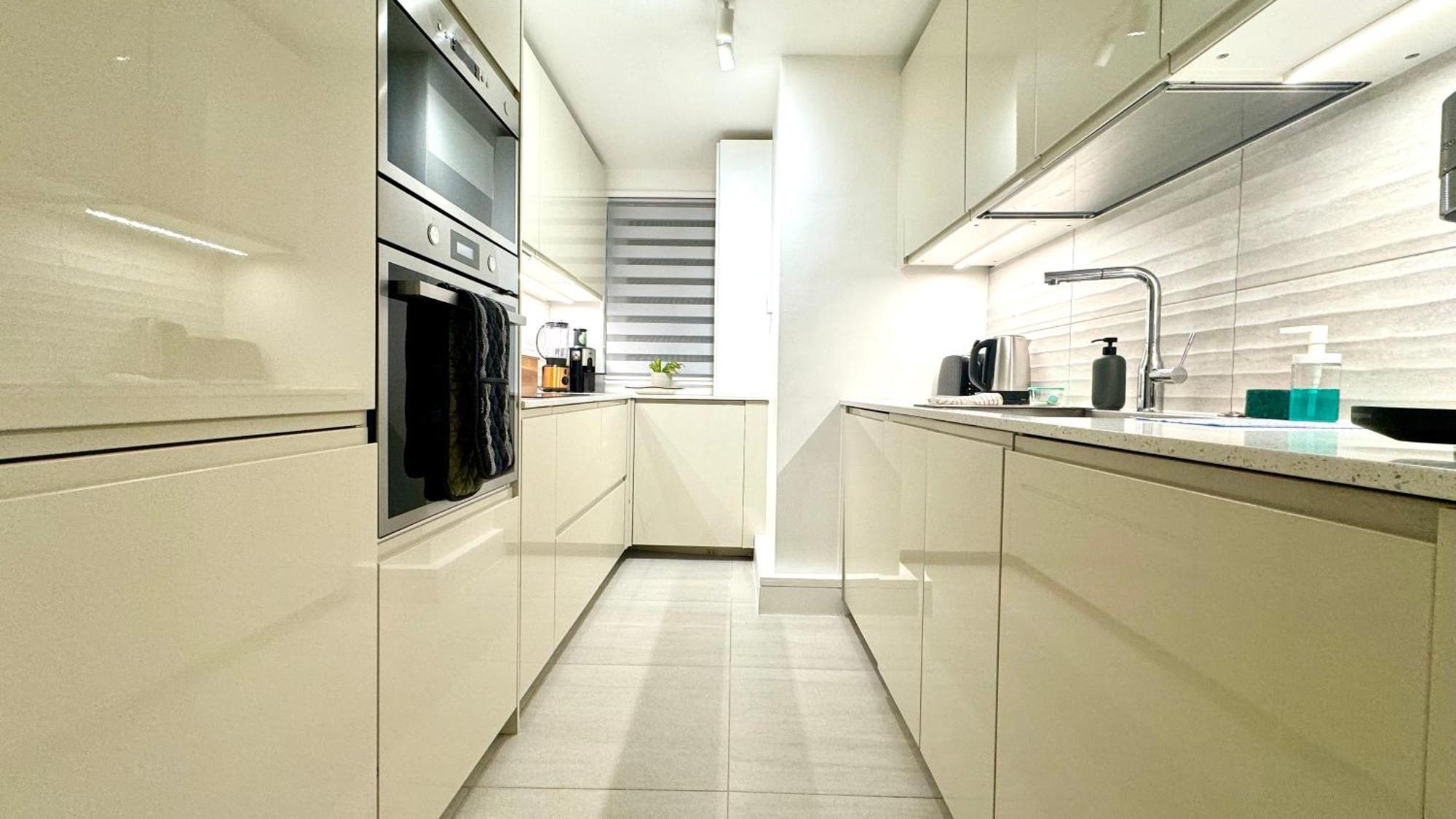 2 Bedroom In South Kensington By Wild * London