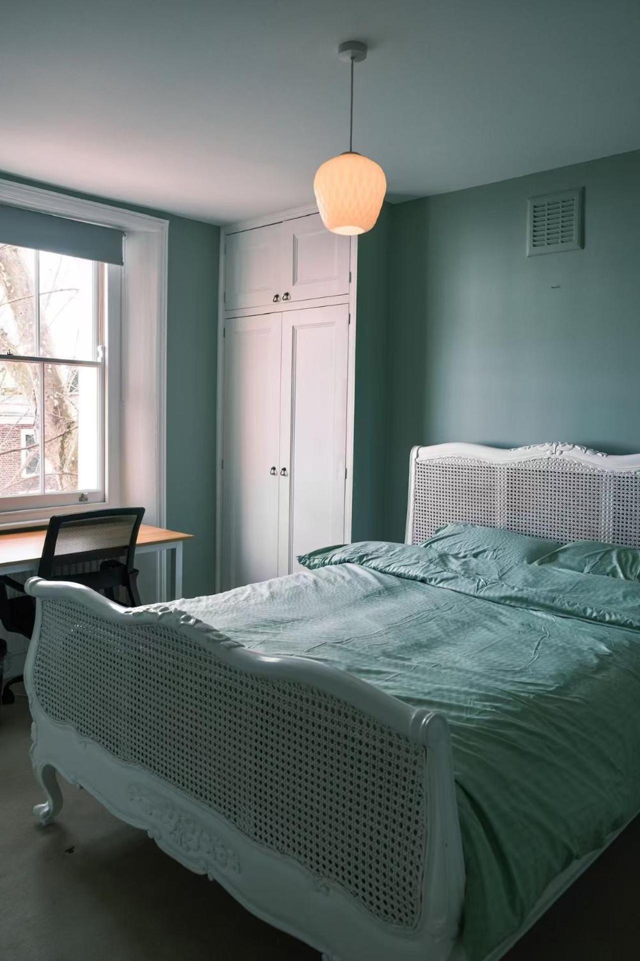 Rosebery Homestay London