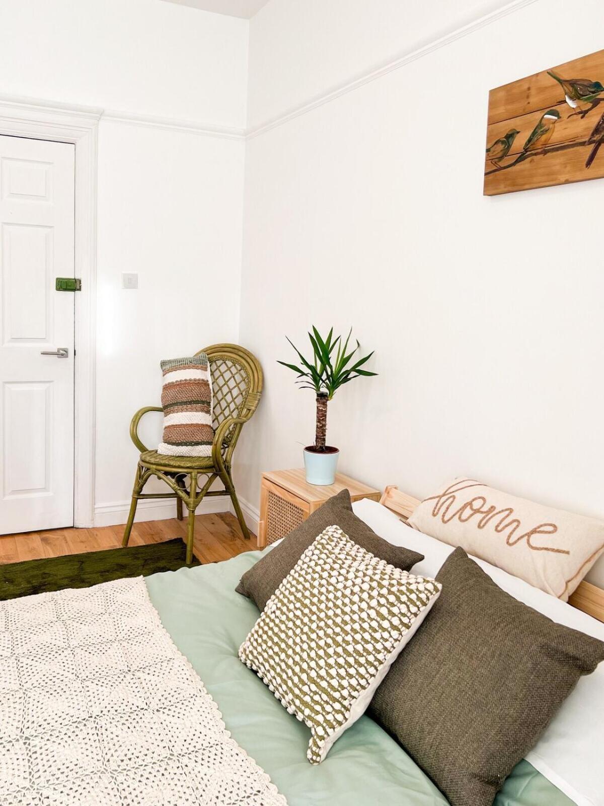 Zozy Happy Land Guest house