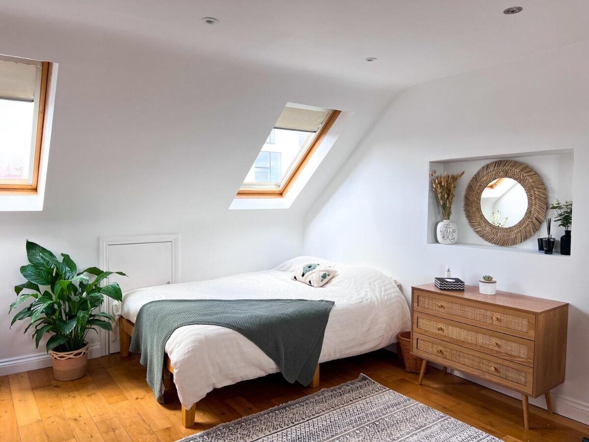 Guest house Zozy Happy Land