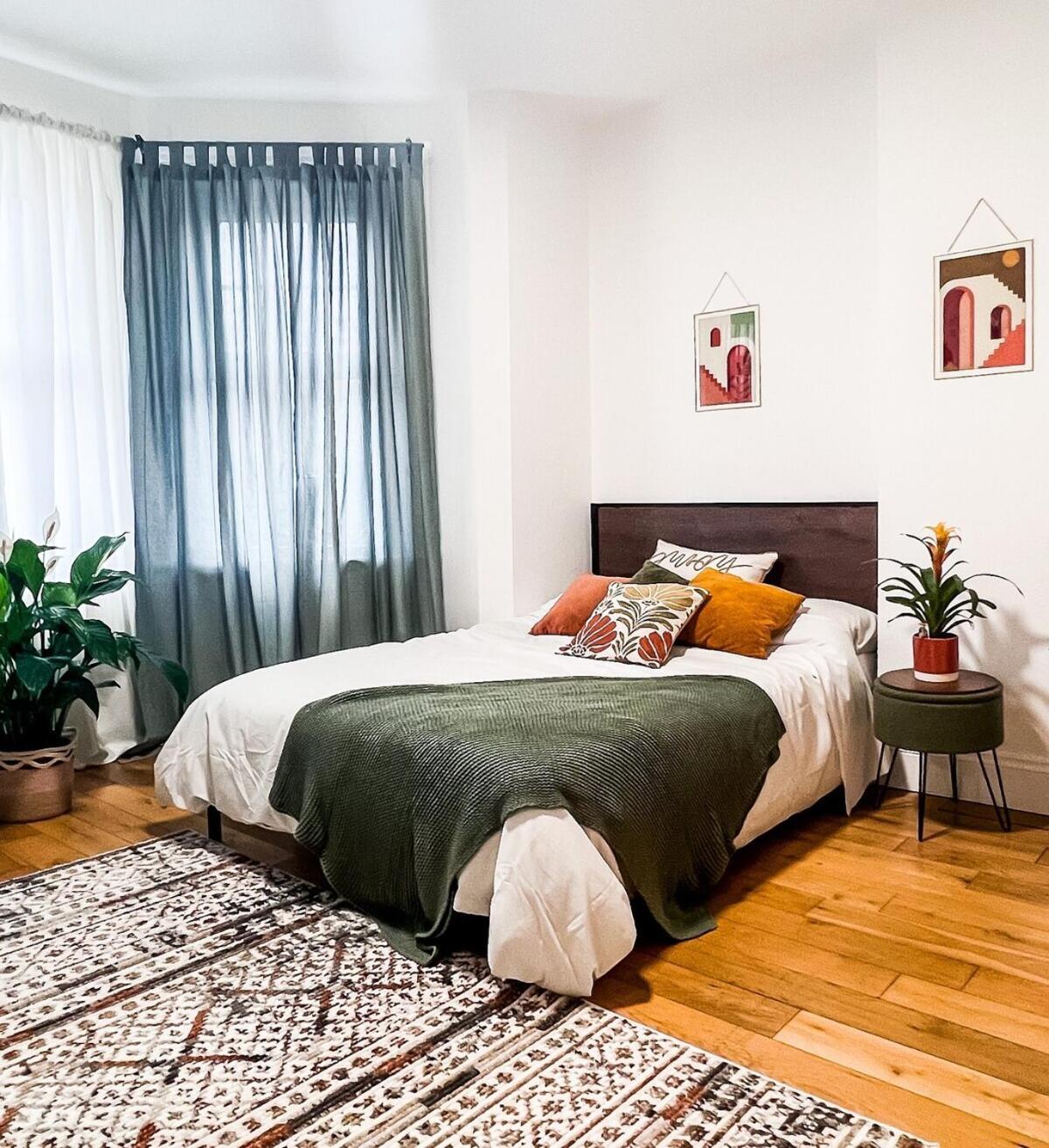 Guest house Zozy Happy Land