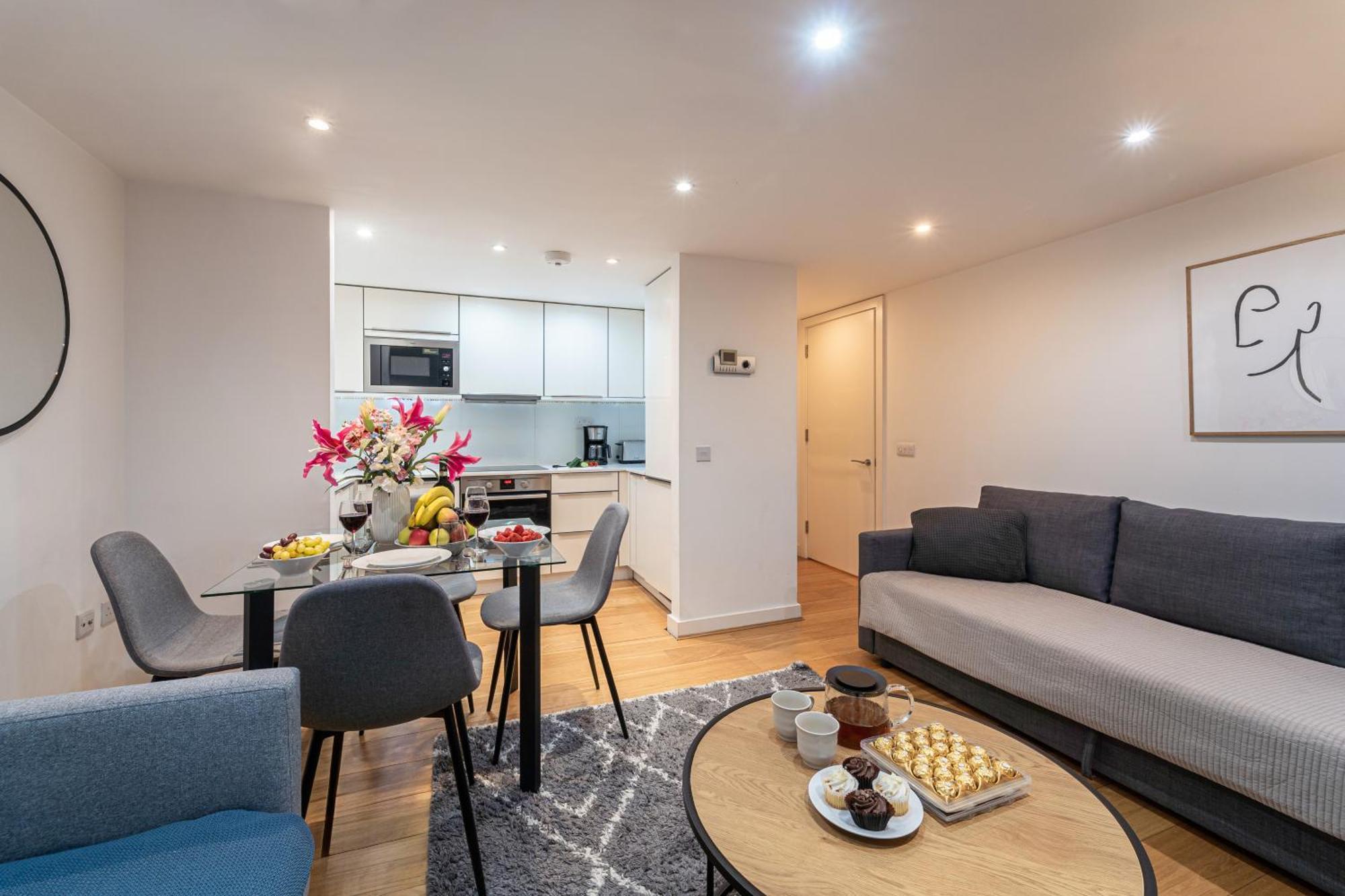 Fleet Street Apartment