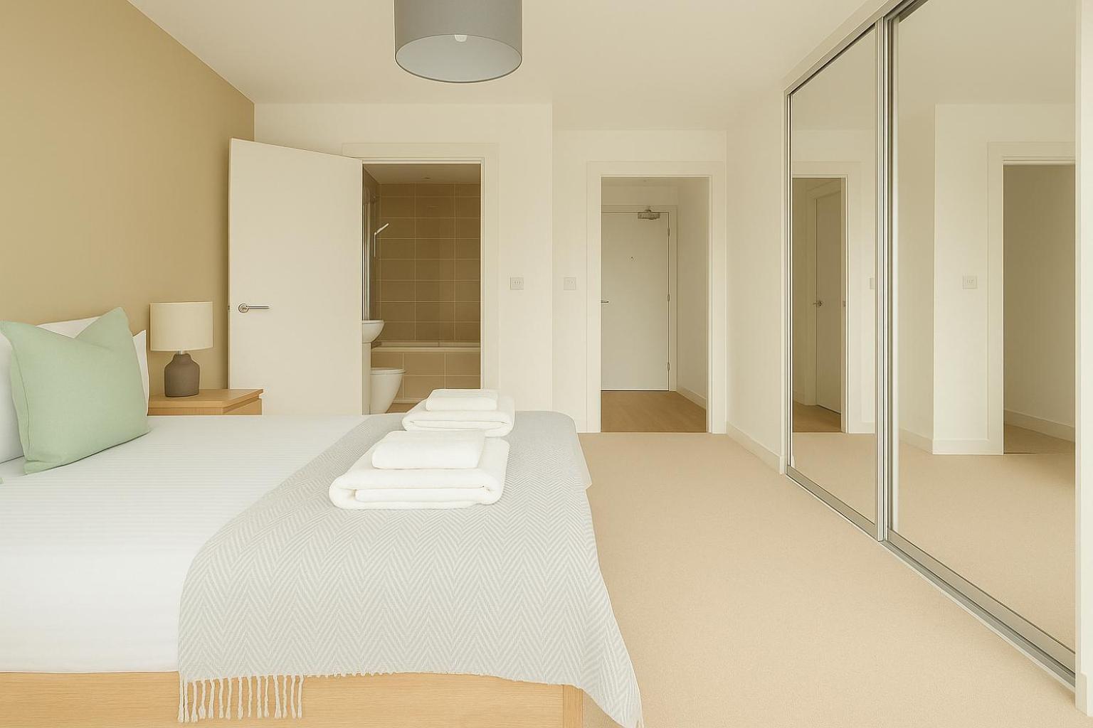 Modern & Quiet Islington Near King's Cross Apartment