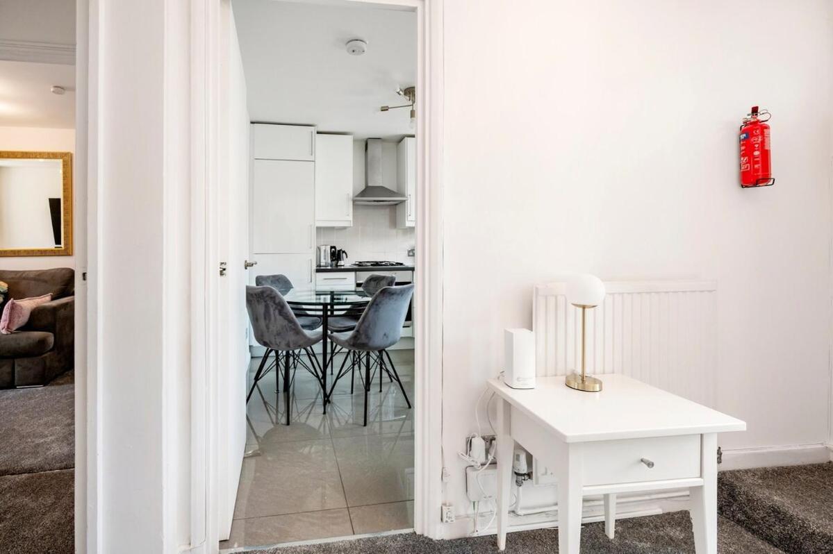 Spacious - 3 Bedroom