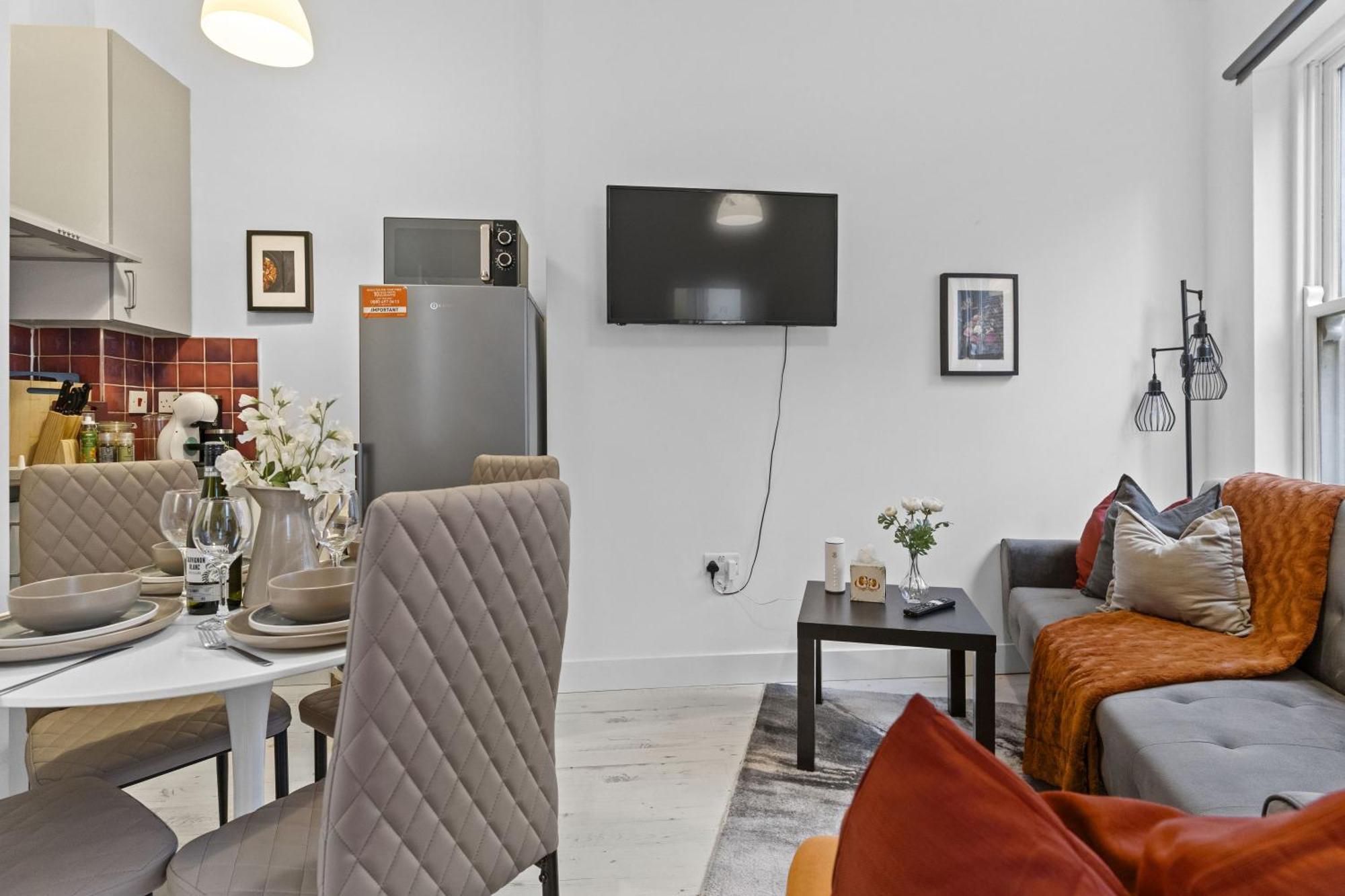 Affordable 2bed And 3bed In E14 London