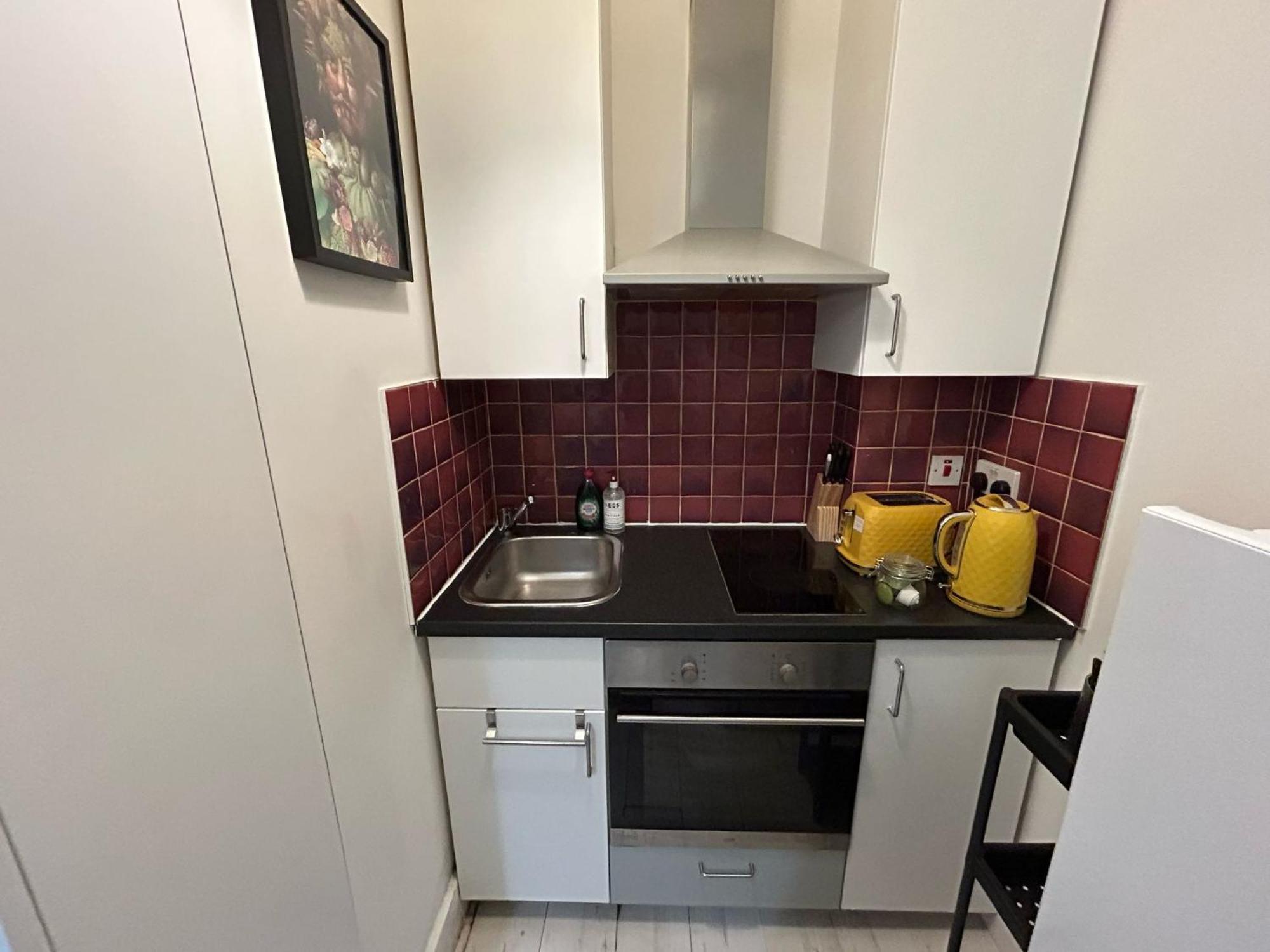 Affordable 2bed And 3bed In E14 Apartment London