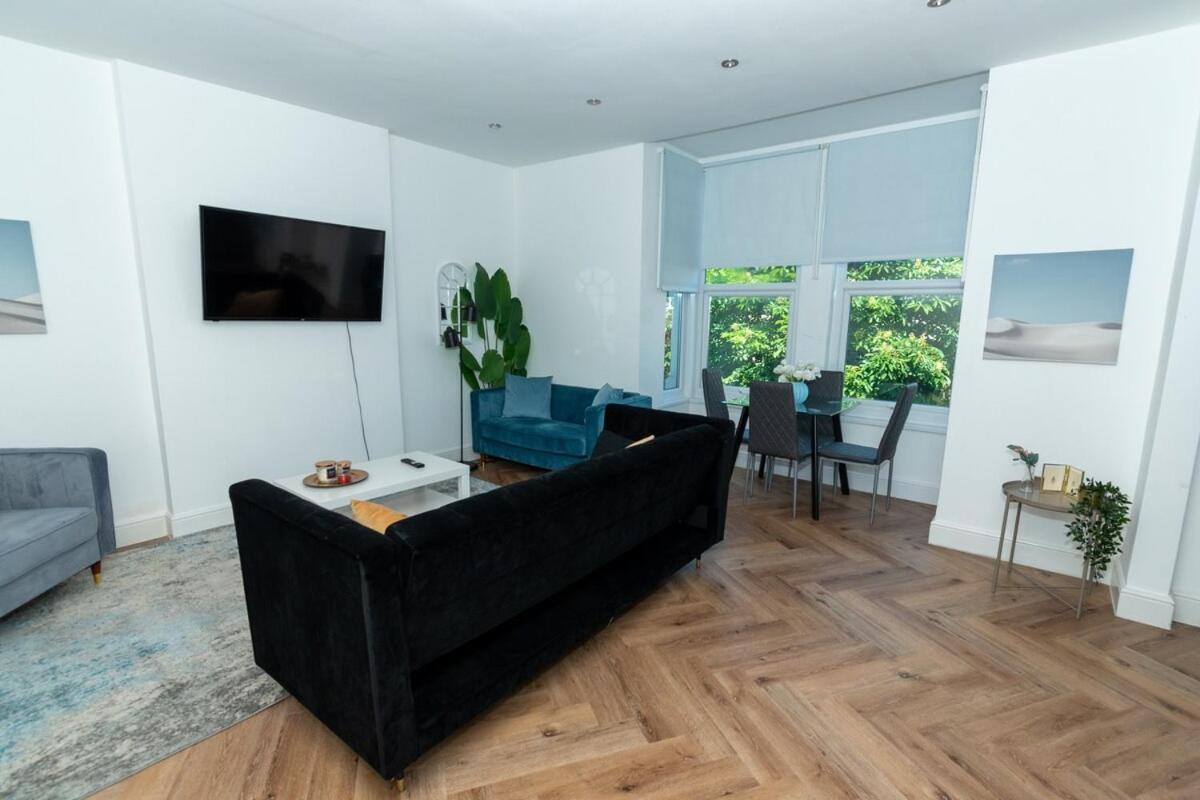 Tranquil 1bd In Action Apartment