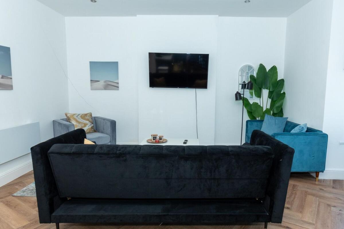 Tranquil 1bd In Action Apartment