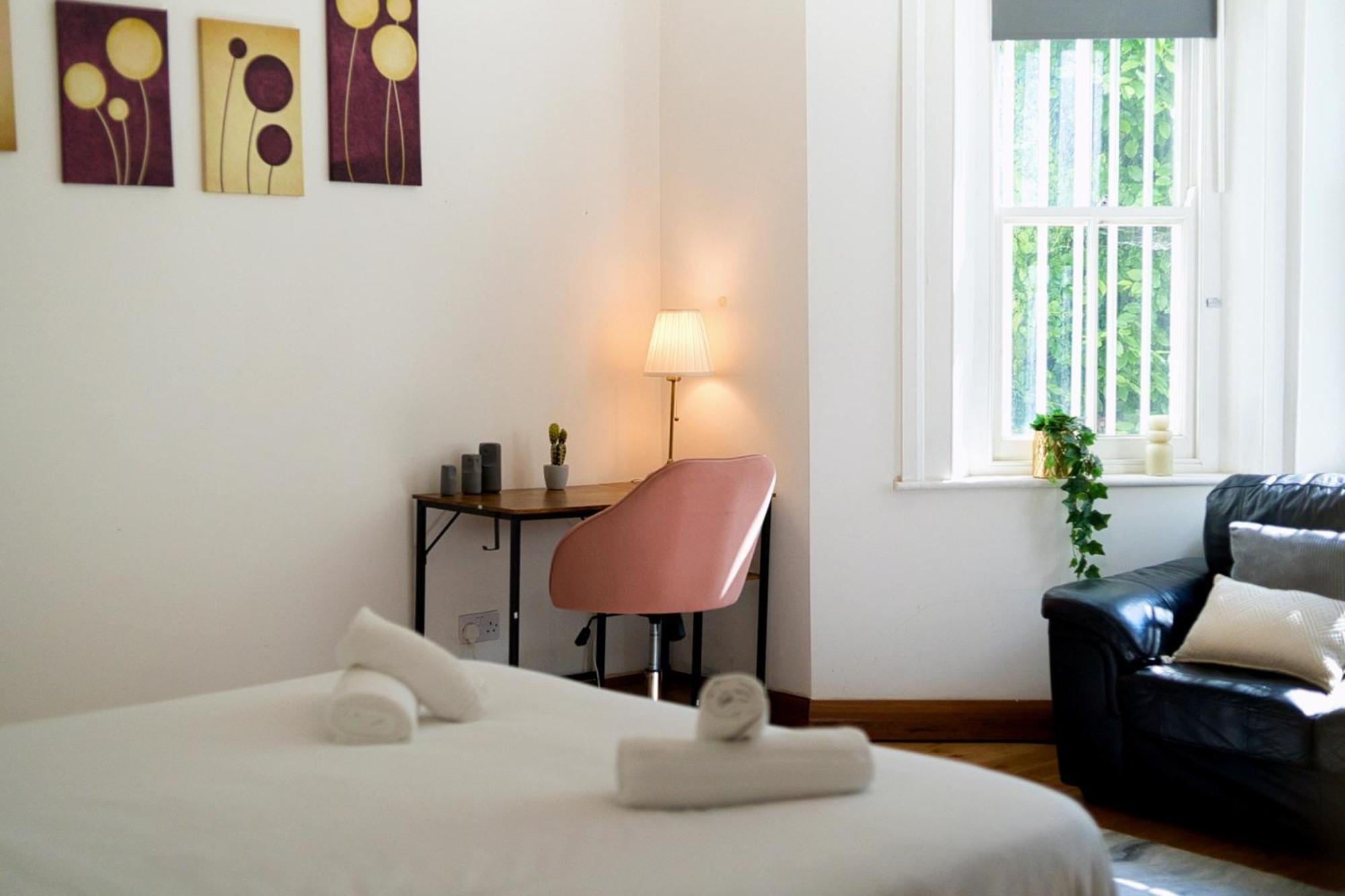 Charming 3br By Redcliffe Gdns Casa de férias Londres