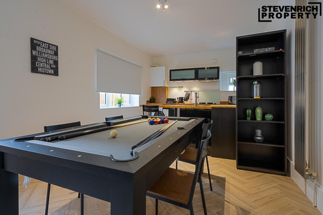 Pool Table High End 2 Beds 4 Guests Wifi Apartamento *