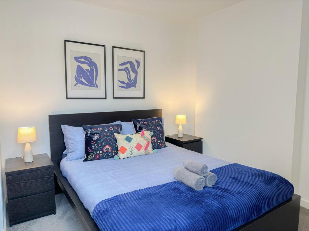 Cozy 2-bedroom Flat With Private Balcony Near Islington Station, Canonbury London