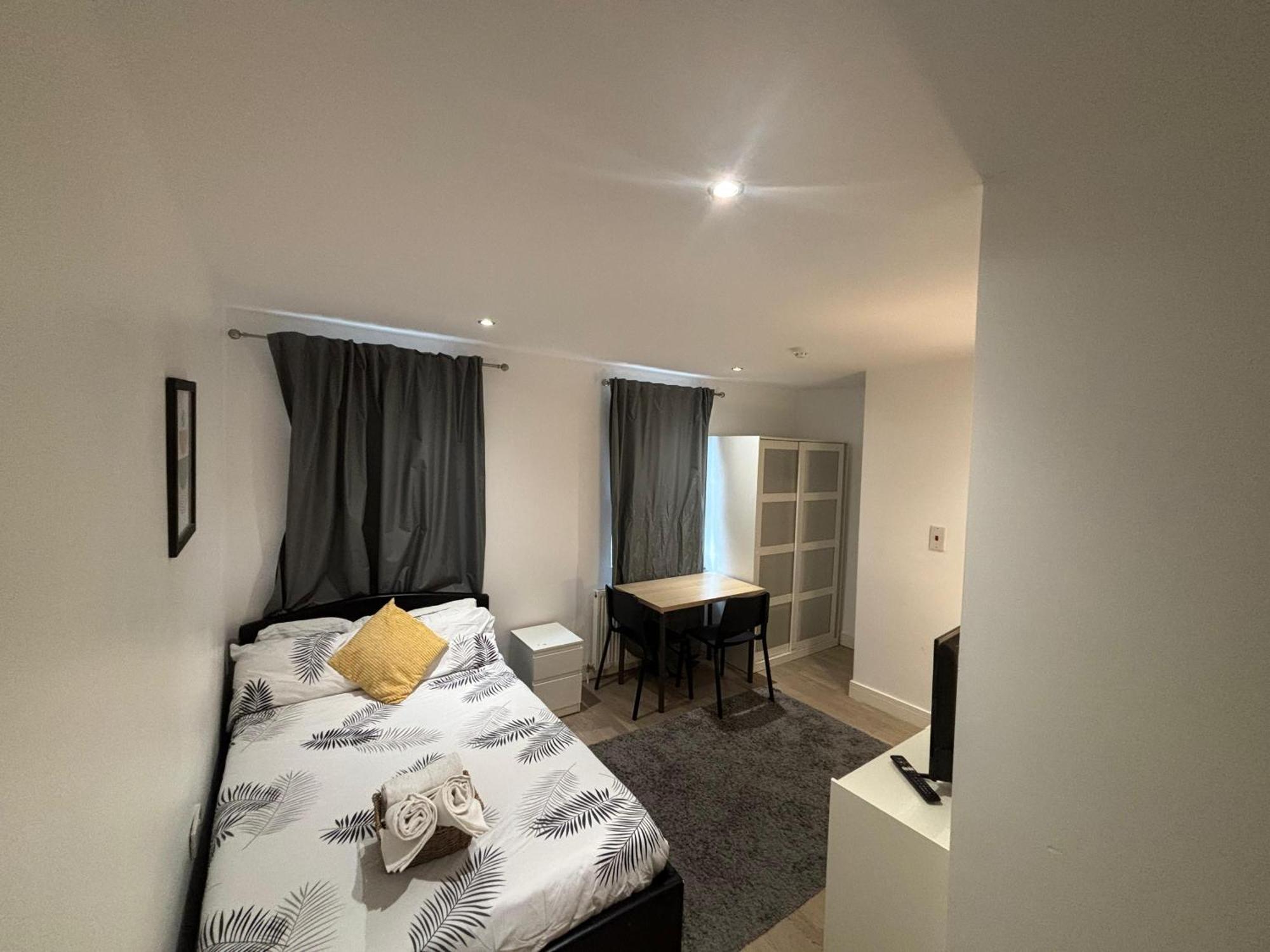 Stratford Nest Guest house London