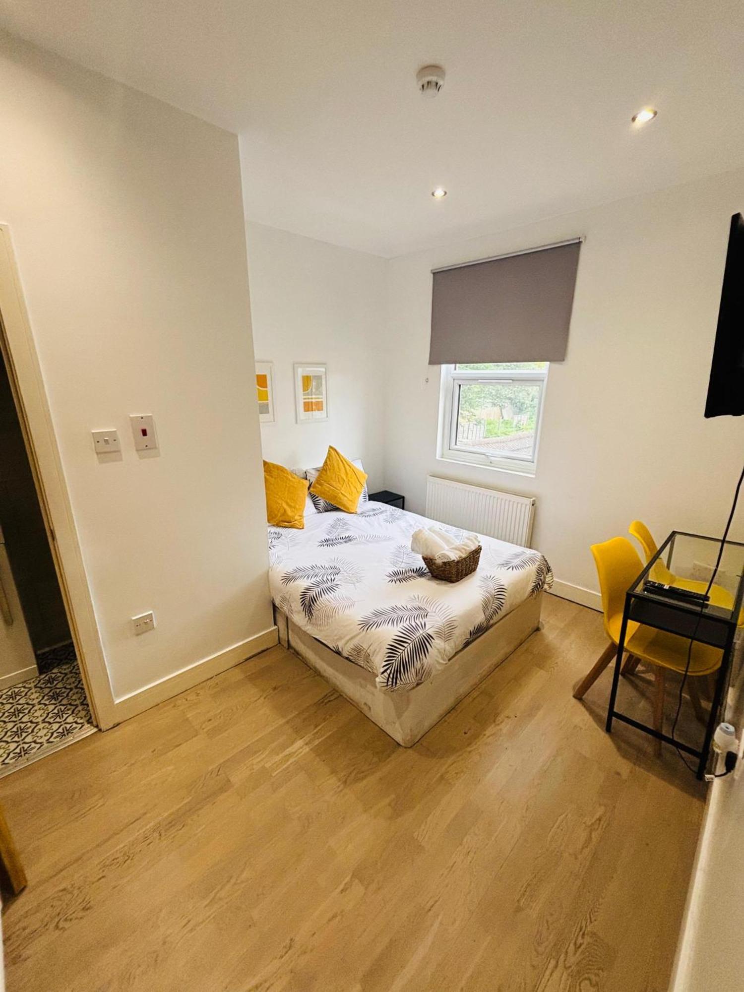 Guest house Stratford Nest *