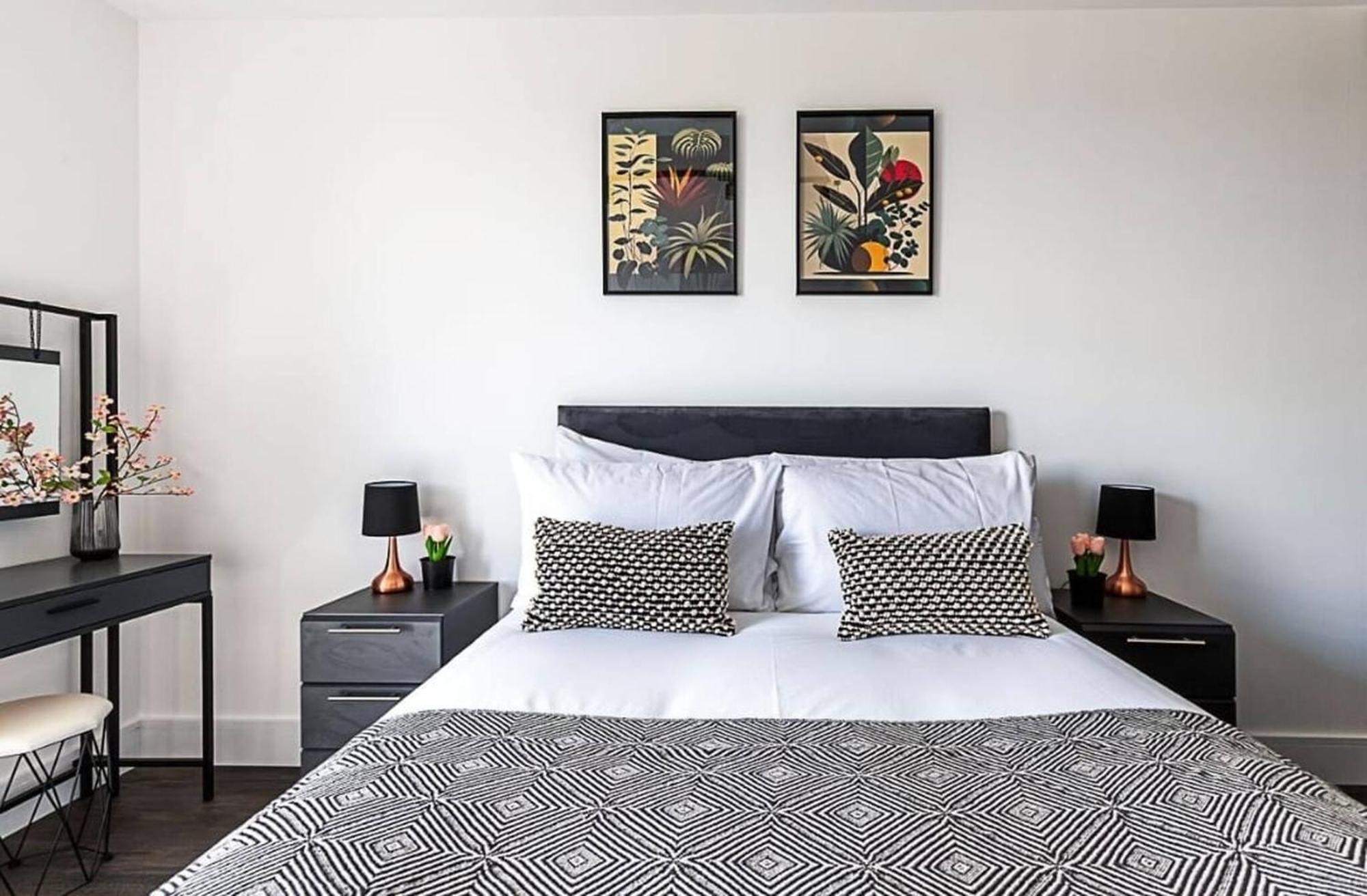 North Ken Vi - 2 Bedrooms - 2 Bathrooms - Balcony - Concierge Apartment *