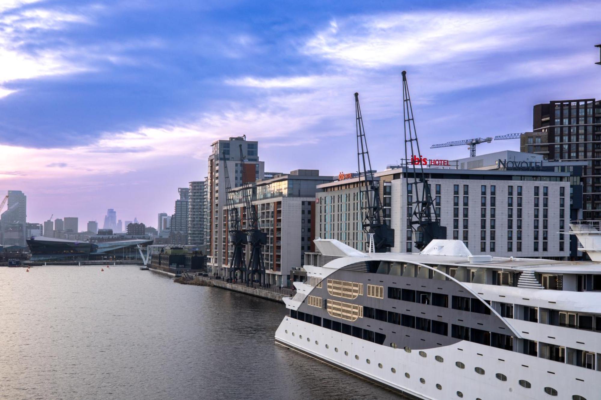 Hotel Novotel Excel London