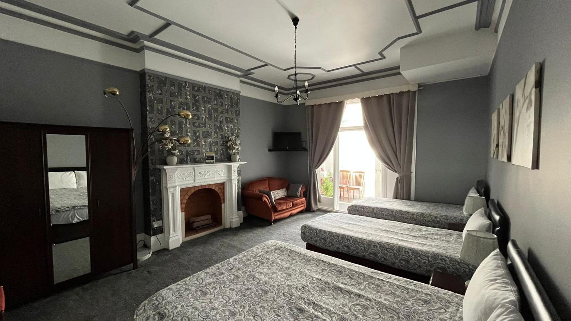 Guest house Charlotte 2*