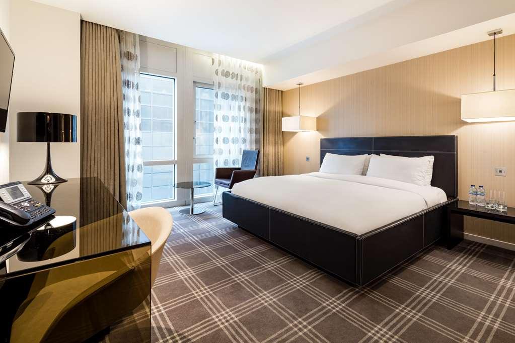 Radisson Blu Hotel, Canary Wharf East Hotel 4*