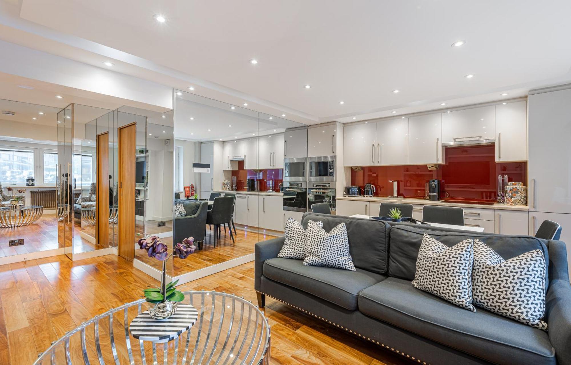 Apartment Elegant Ground Floor Apartment With Harrods View And Ac In Knightsbridge London