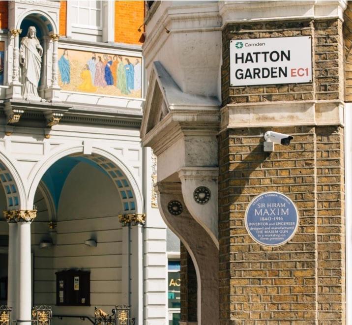 Private Double In Farringdon London