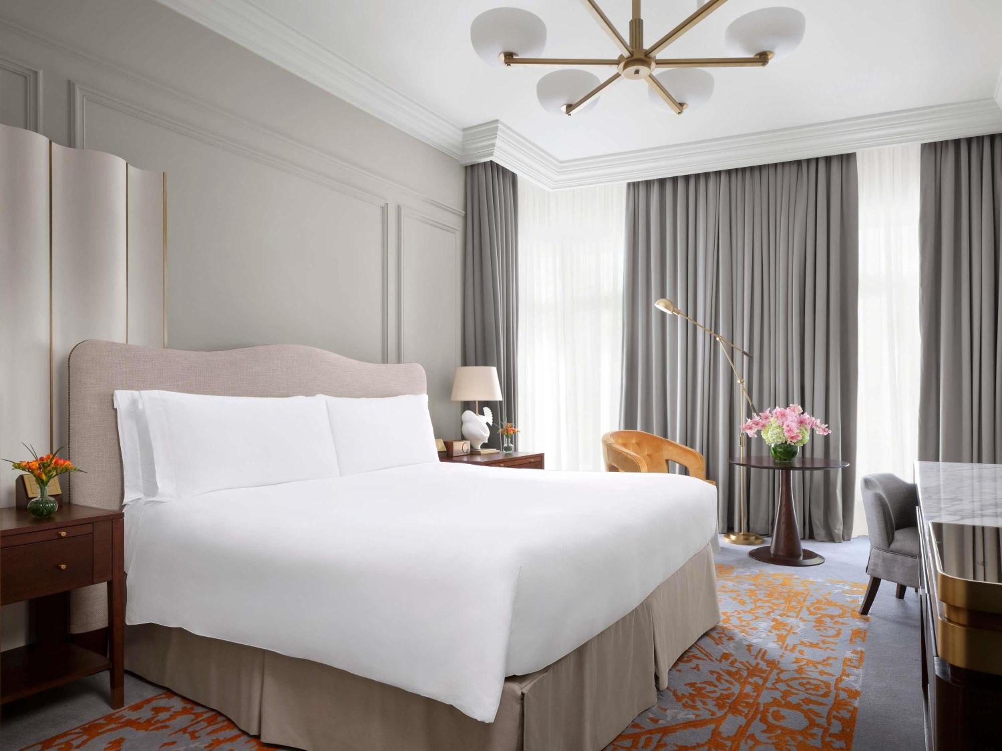 The Savoy Hotel 5*