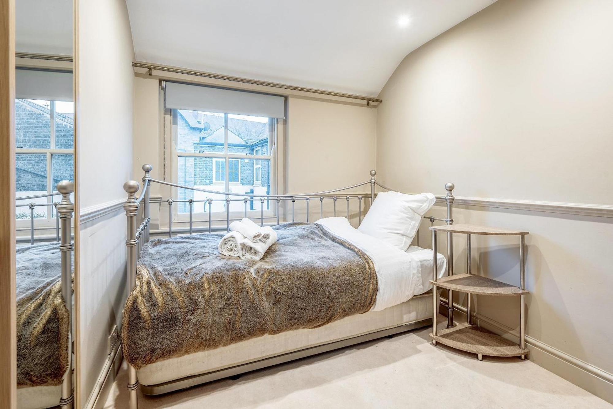 Fabulous Oasis For Unique Experience In Clapham * London