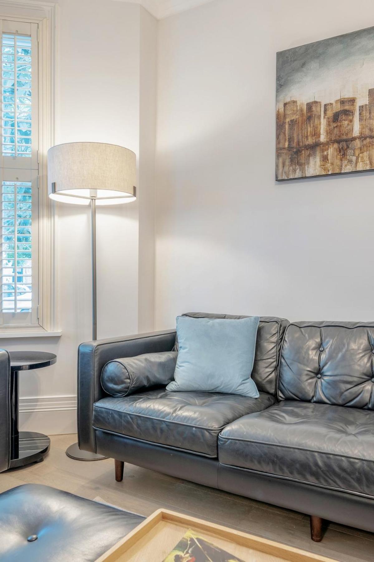Stylish 3-Floor * London