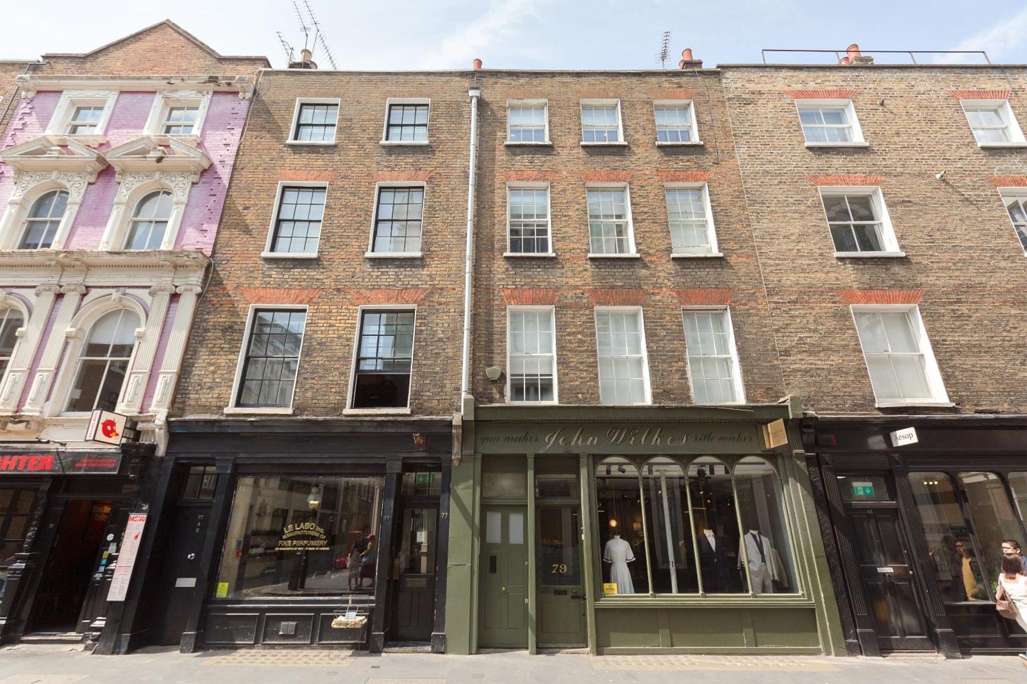Beautiful One Bedroom In Soho Apartment