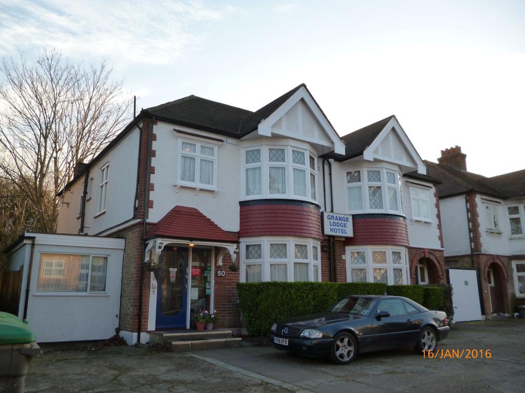 What are the best hotels near London Eye? Apartment *