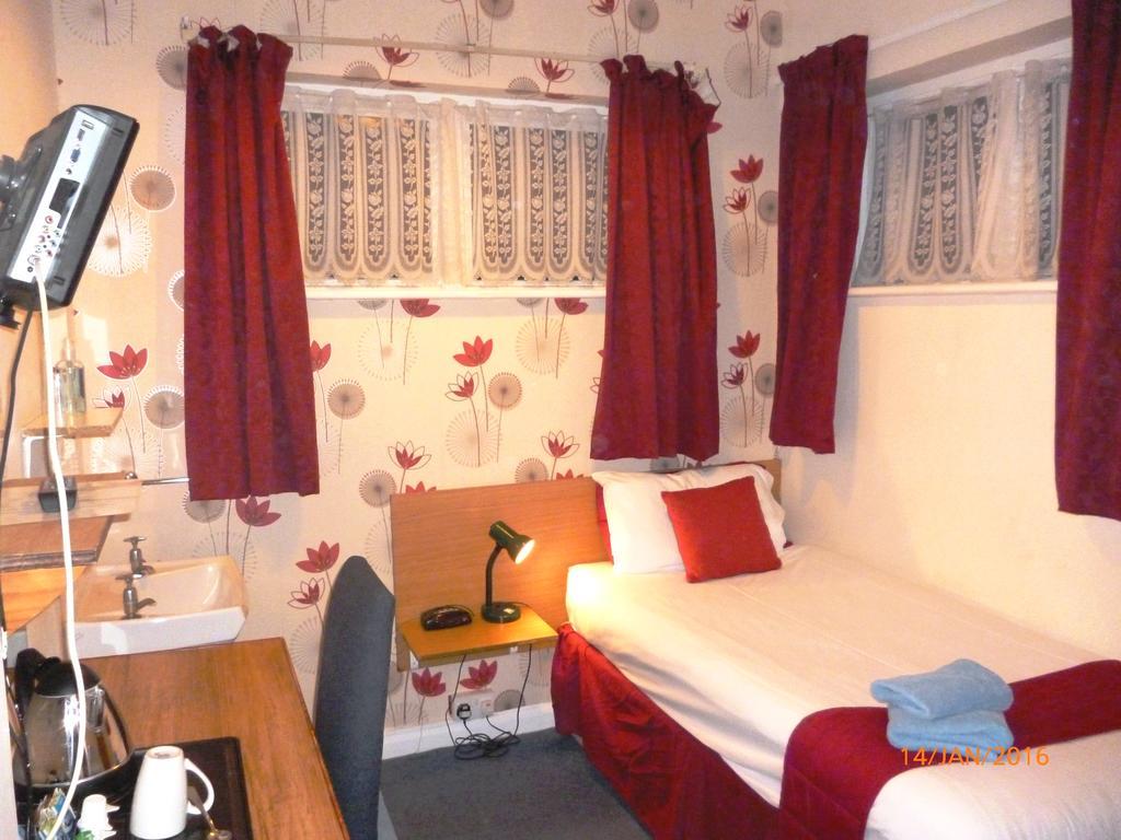 What are the best hotels near London Eye? Apartment *