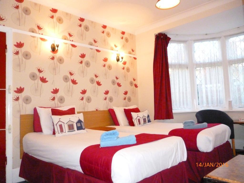 Apartment What are the best hotels near London Eye?