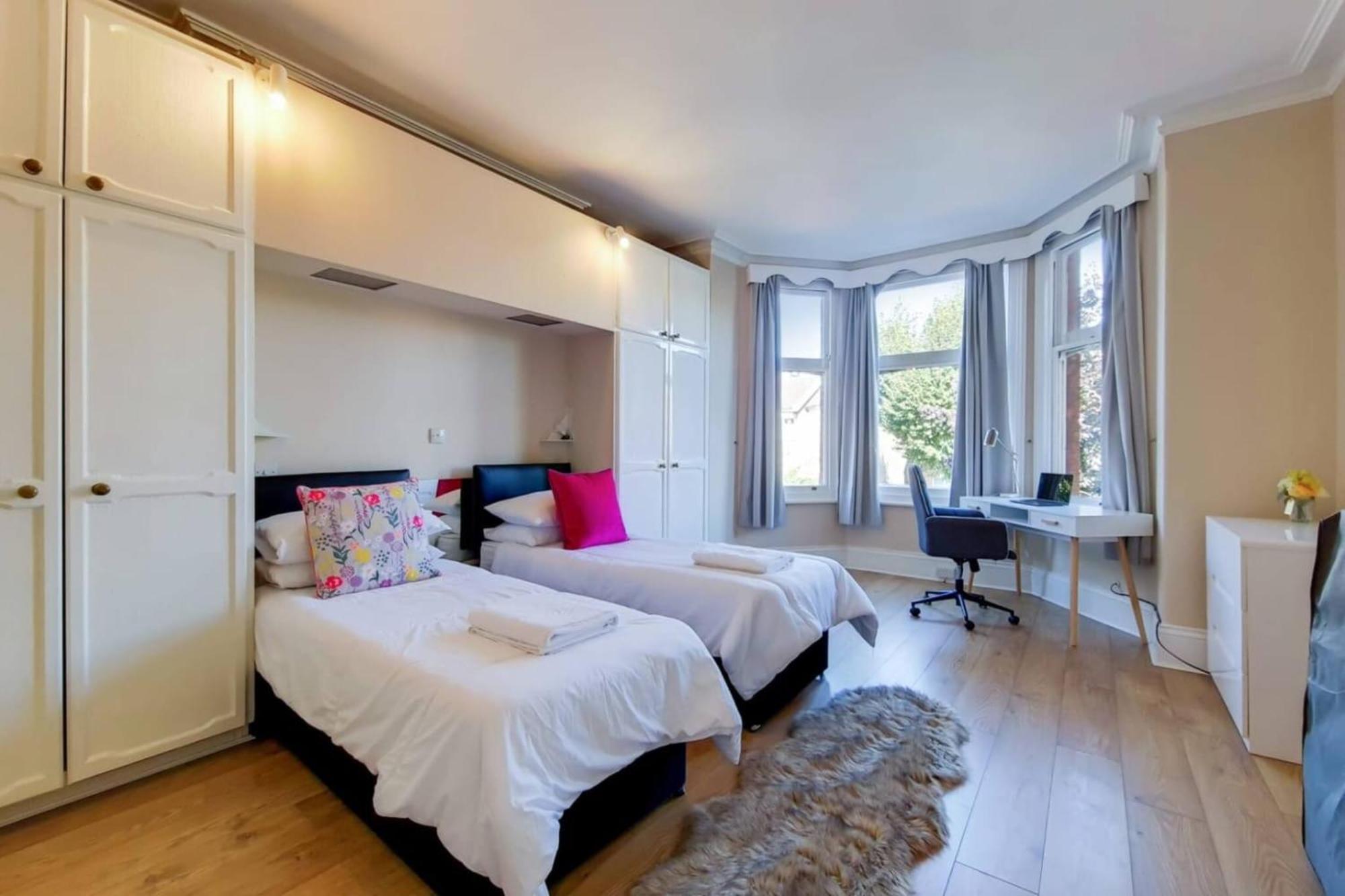Apartment Spacious Ealing Broadway