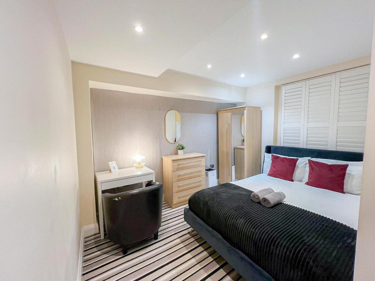 3 Bedroom With Private Terrace In Pimlico, Westminster, Victoria * London