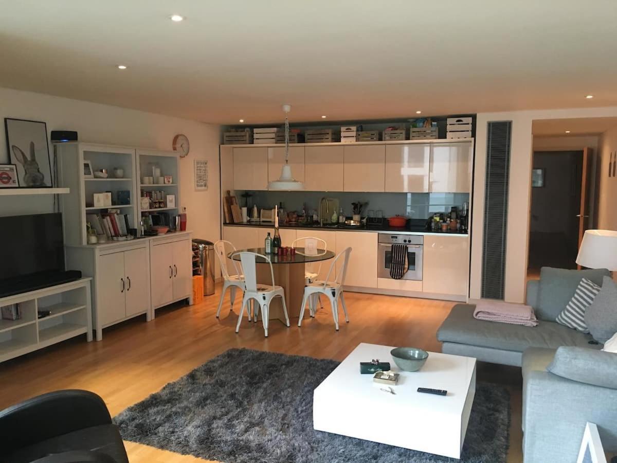Modern 3 Bedroom In Paddington *