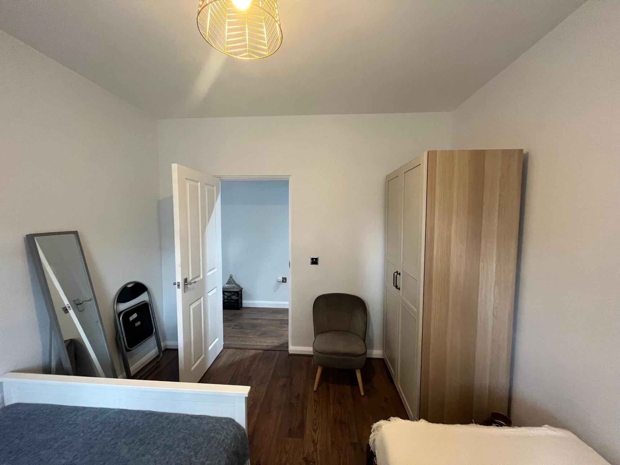 Inviting & Spacious 3bd Flat - Shadwell London