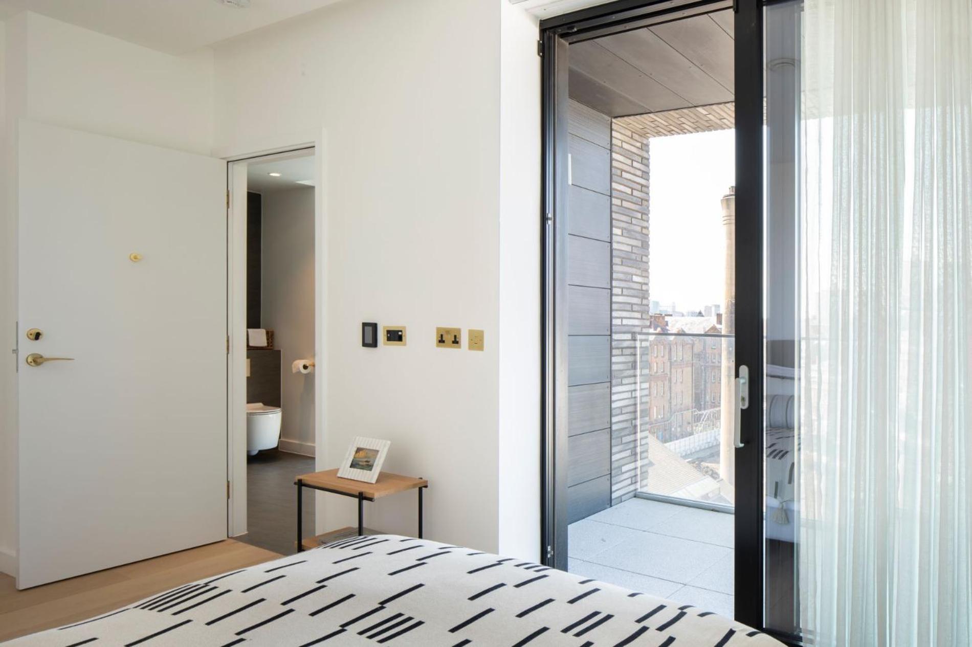Apartment Kings Cross - Luxury 3 Bed Apartment, Private Balcony London