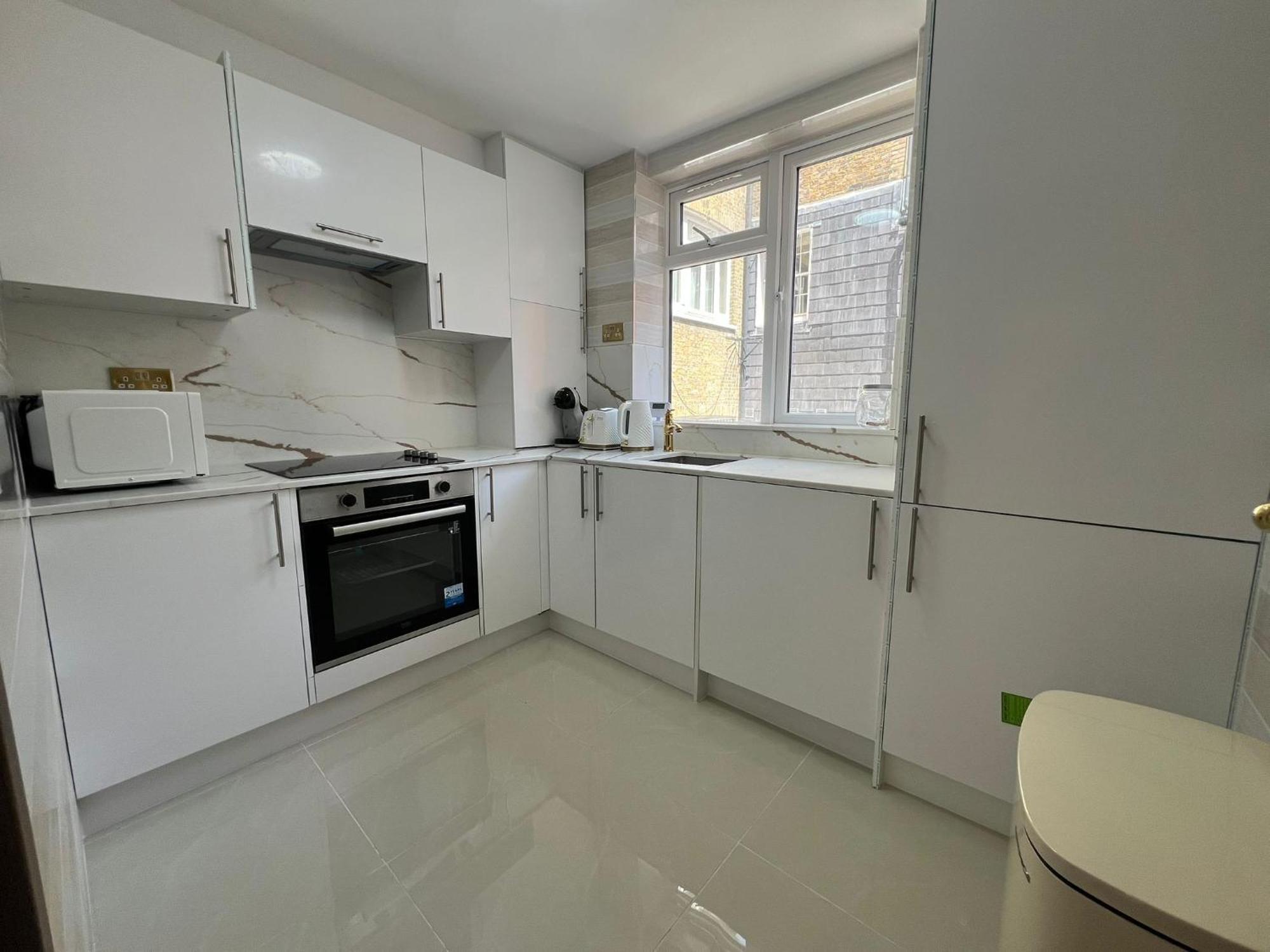 Chic & Modern 1-bedroom In Prime Mayfair H2