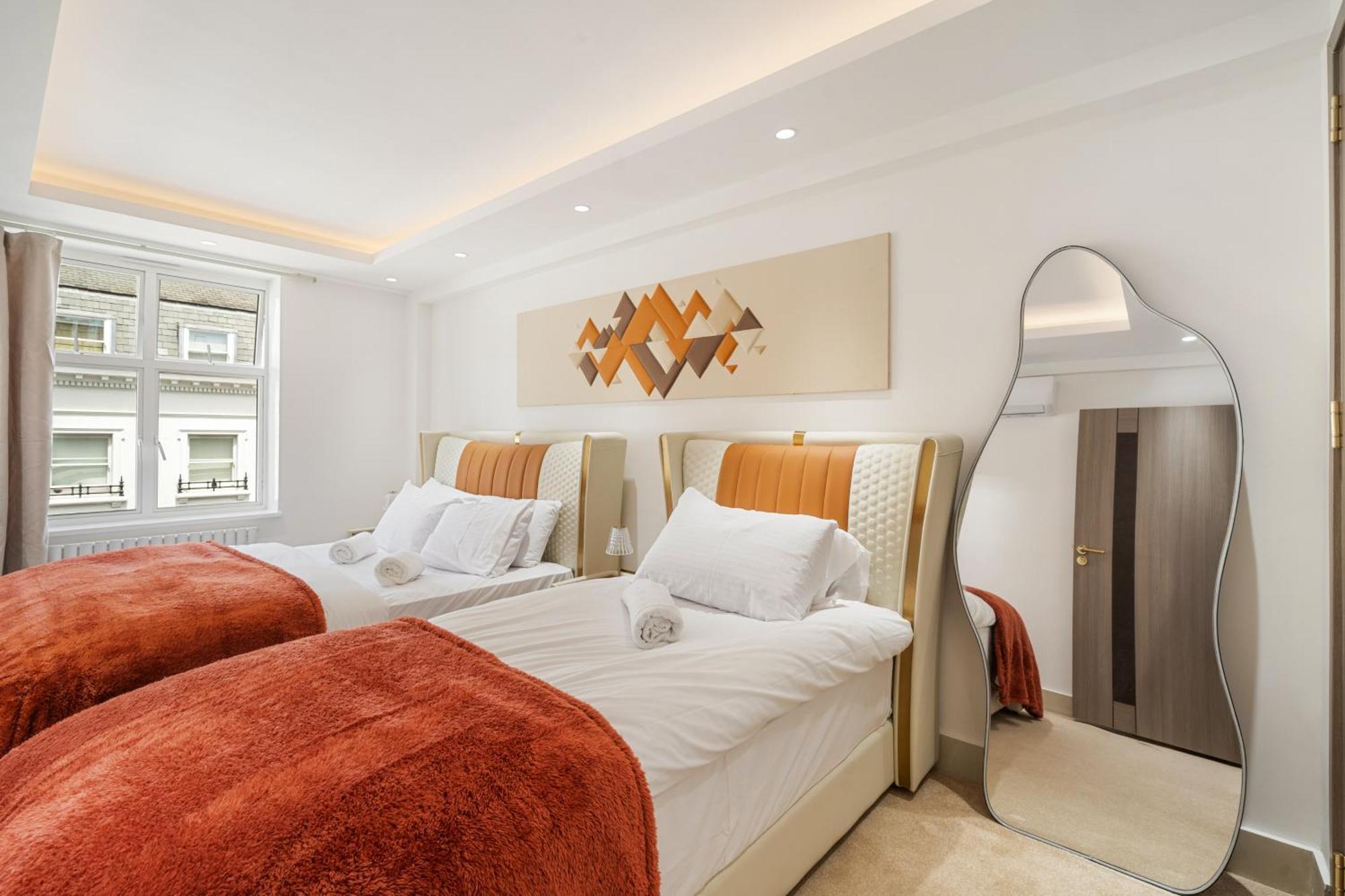 Exclusive 2-bedroom Retreat In Iconic Mayfair H8 * London
