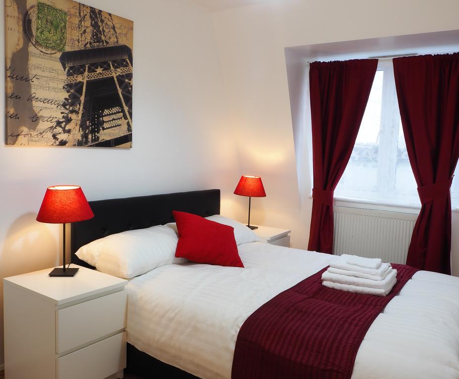 Fonthill House Apartment