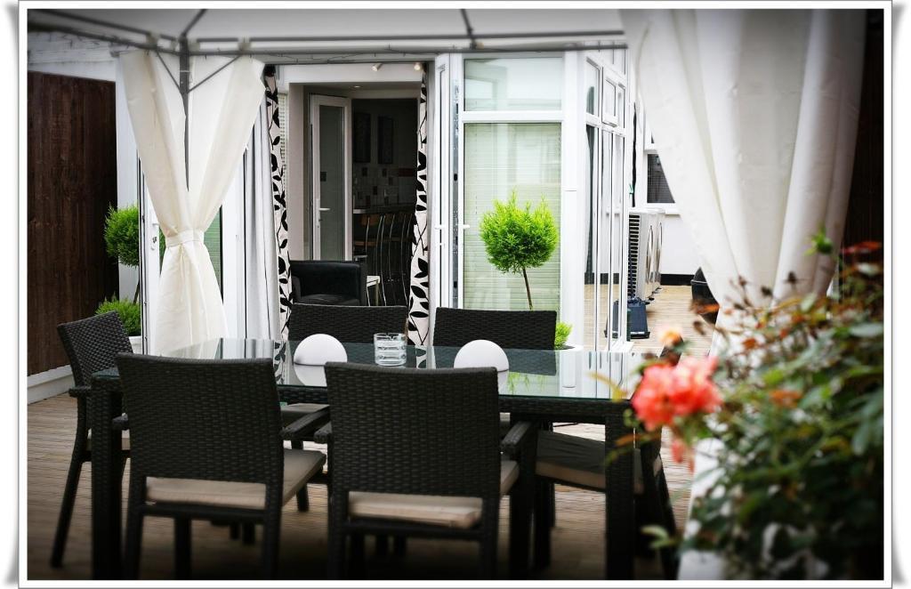 Guest house Malvern Road To Let London