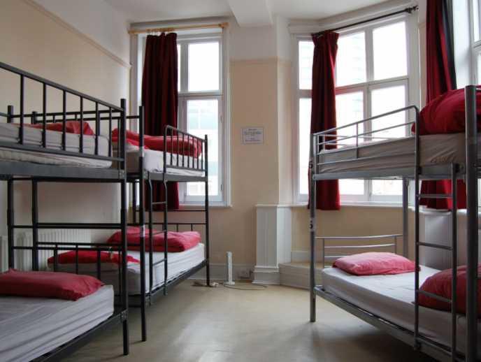 Hostel Dover Castle *