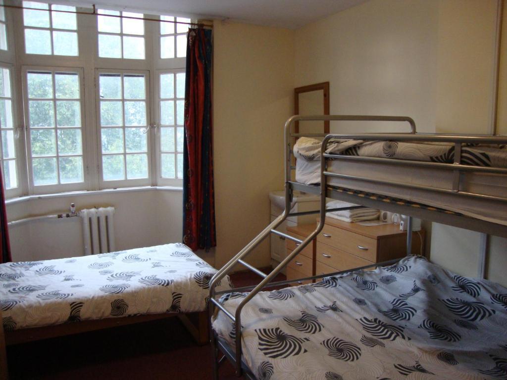 Albergue Continental *