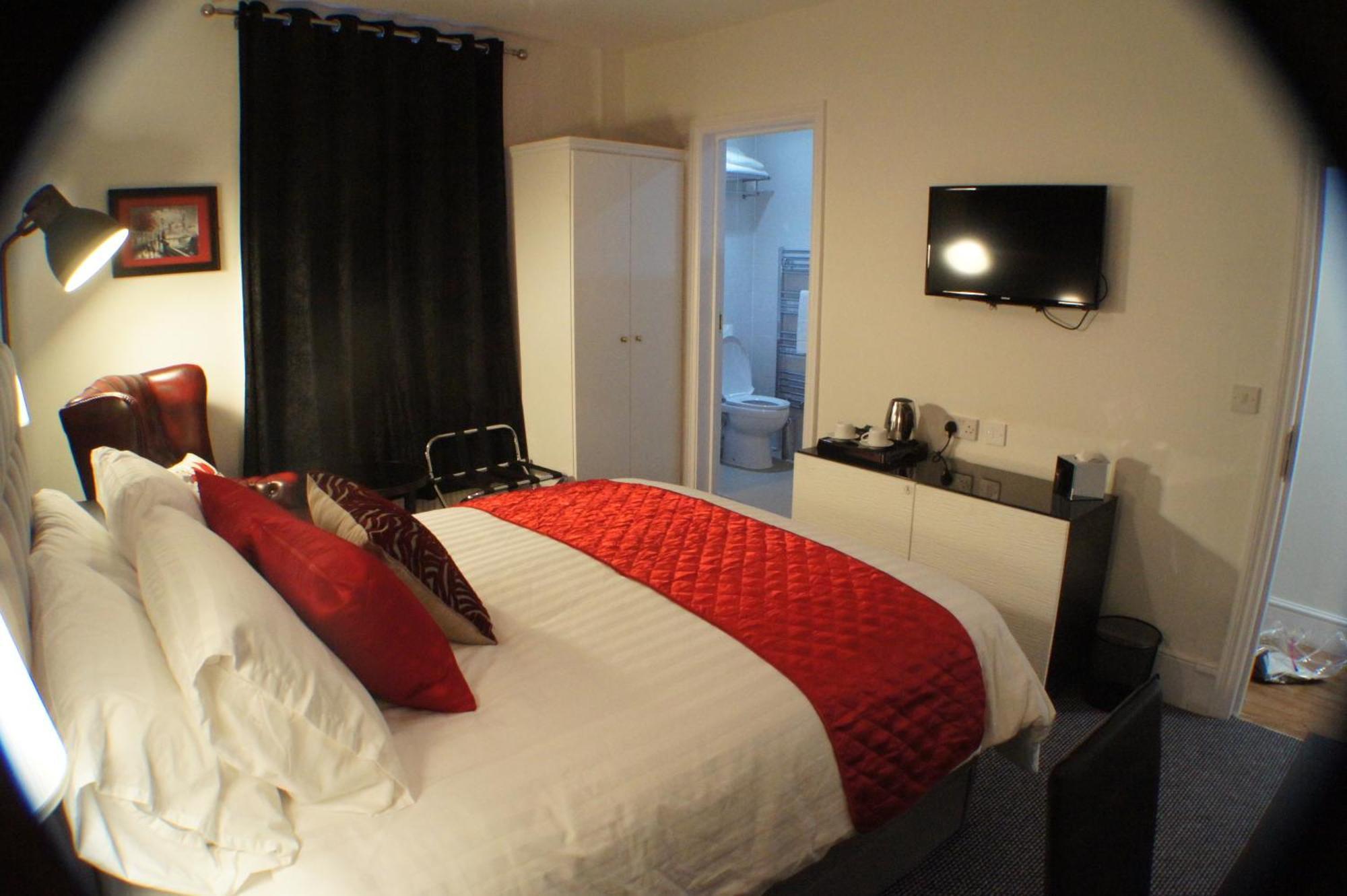 Grand Junction Arms 3* London