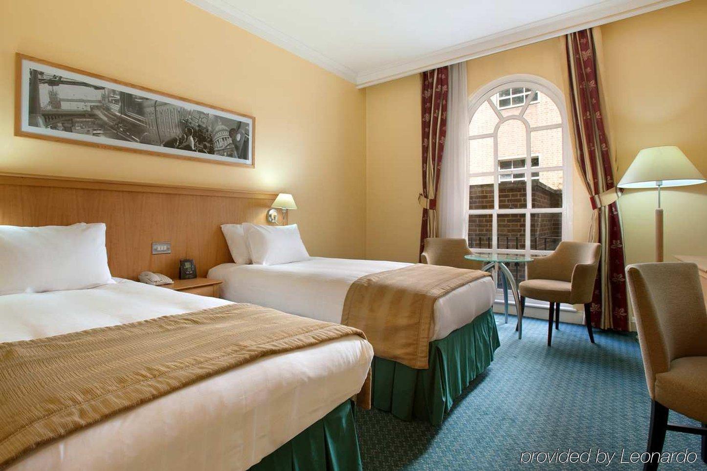 Hilton Euston Hotel 4*