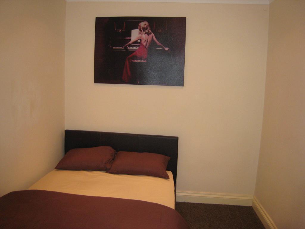 The Dream Resthouse Guest house London