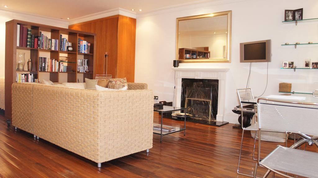 A To Rent South Kensington London