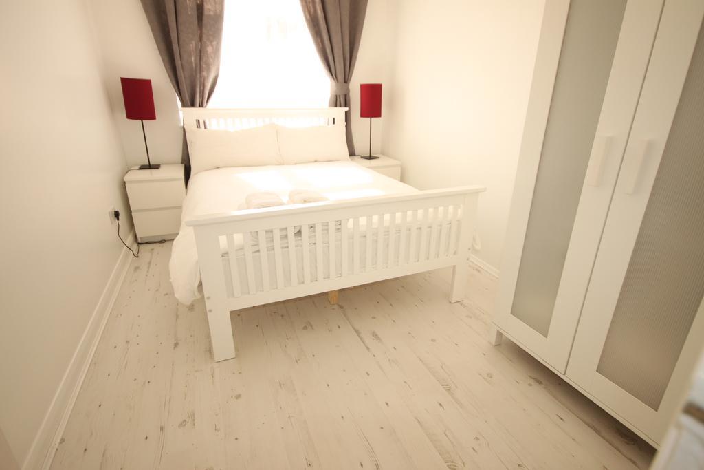 Apartment Fonthill House